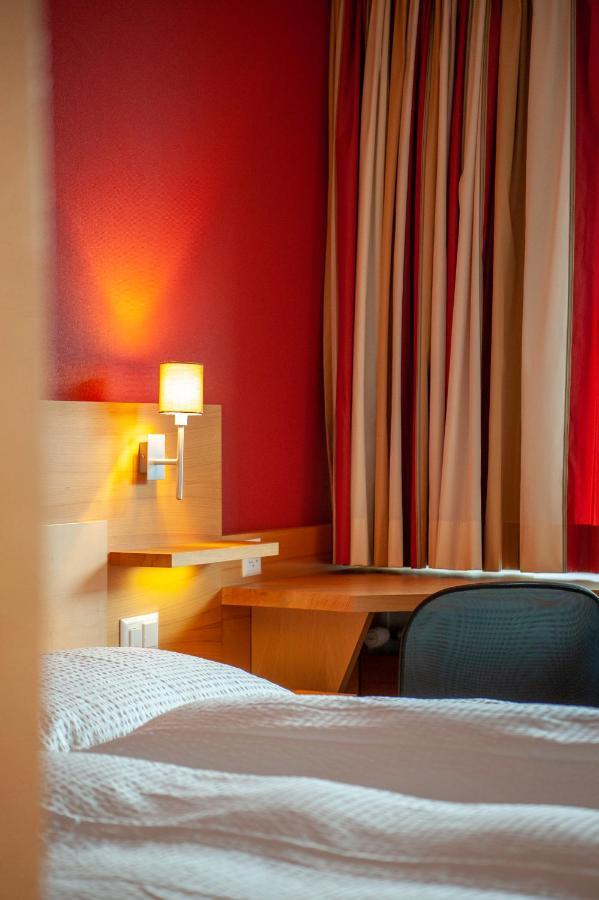 Hotel Gaedi เกรเชิน ภายนอก รูปภาพ